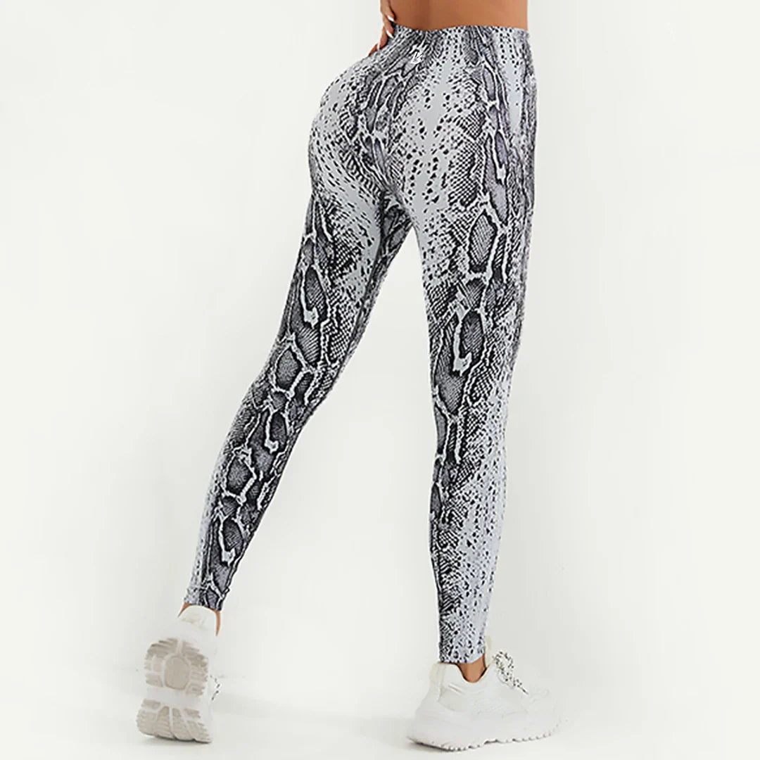 Zoe – Women's Yoga Leggings with Ruched Waist