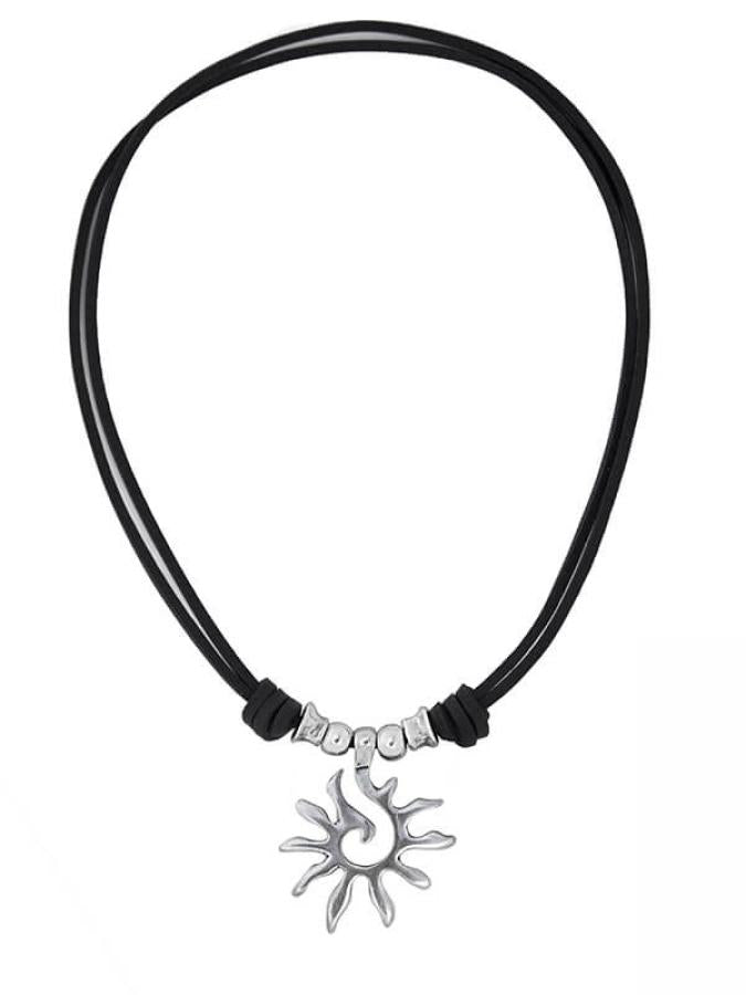 Imogen – Women's Leather Necklace with Sun Pendant in Silver or Gold – Adjustable and Stylish Design